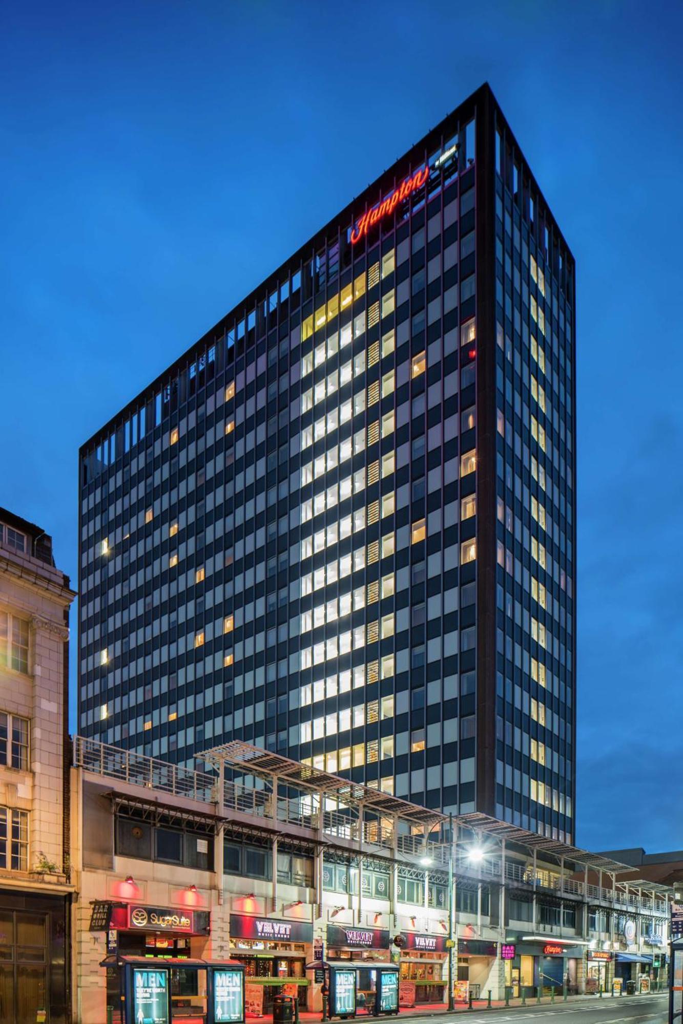 Hampton By Hilton Birmingham Broad Street Hotel Exterior photo