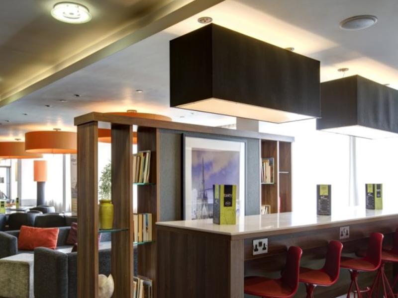 Hampton By Hilton Birmingham Broad Street Hotel Exterior photo