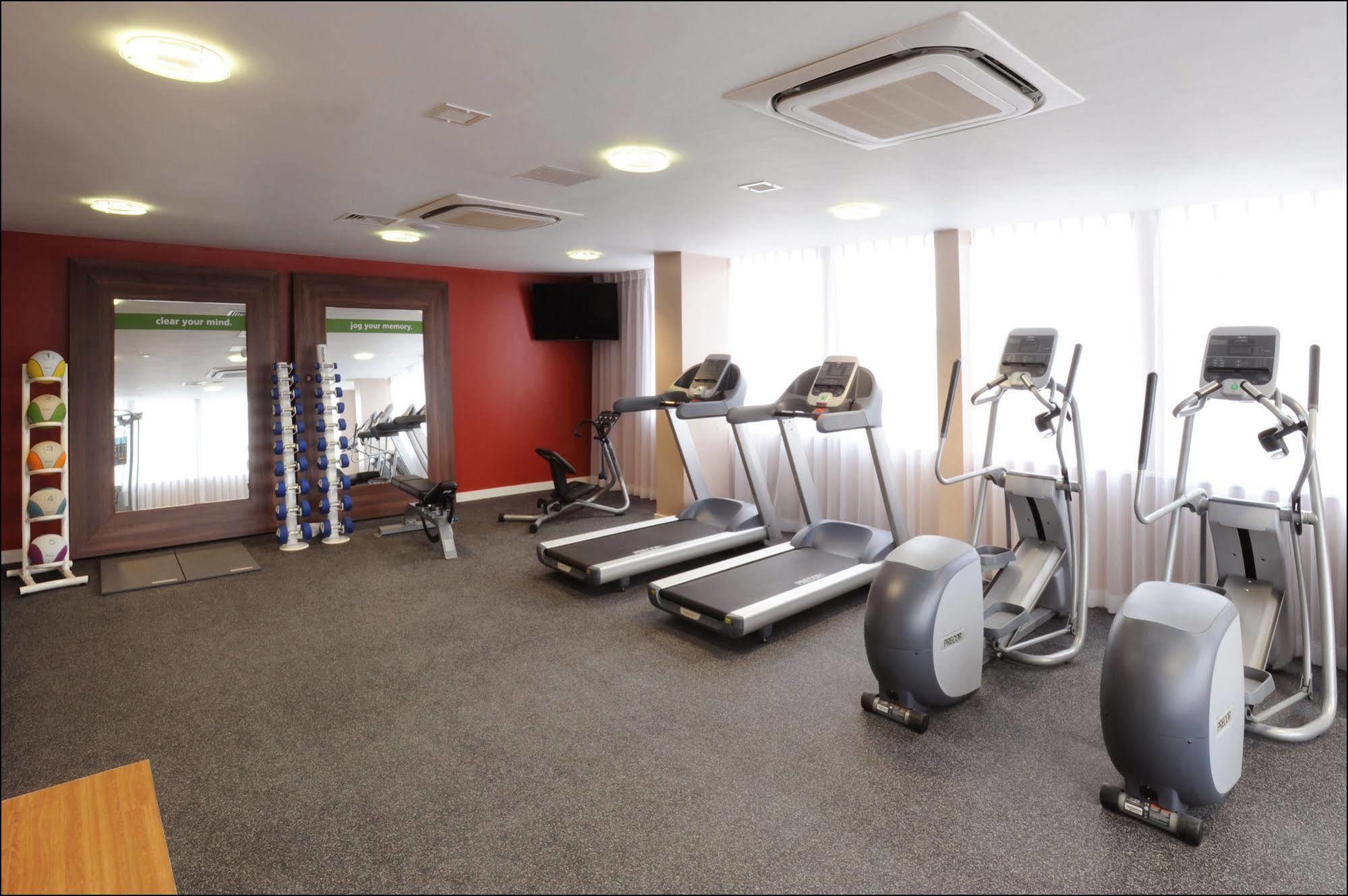Hampton By Hilton Birmingham Broad Street Hotel Facilities photo