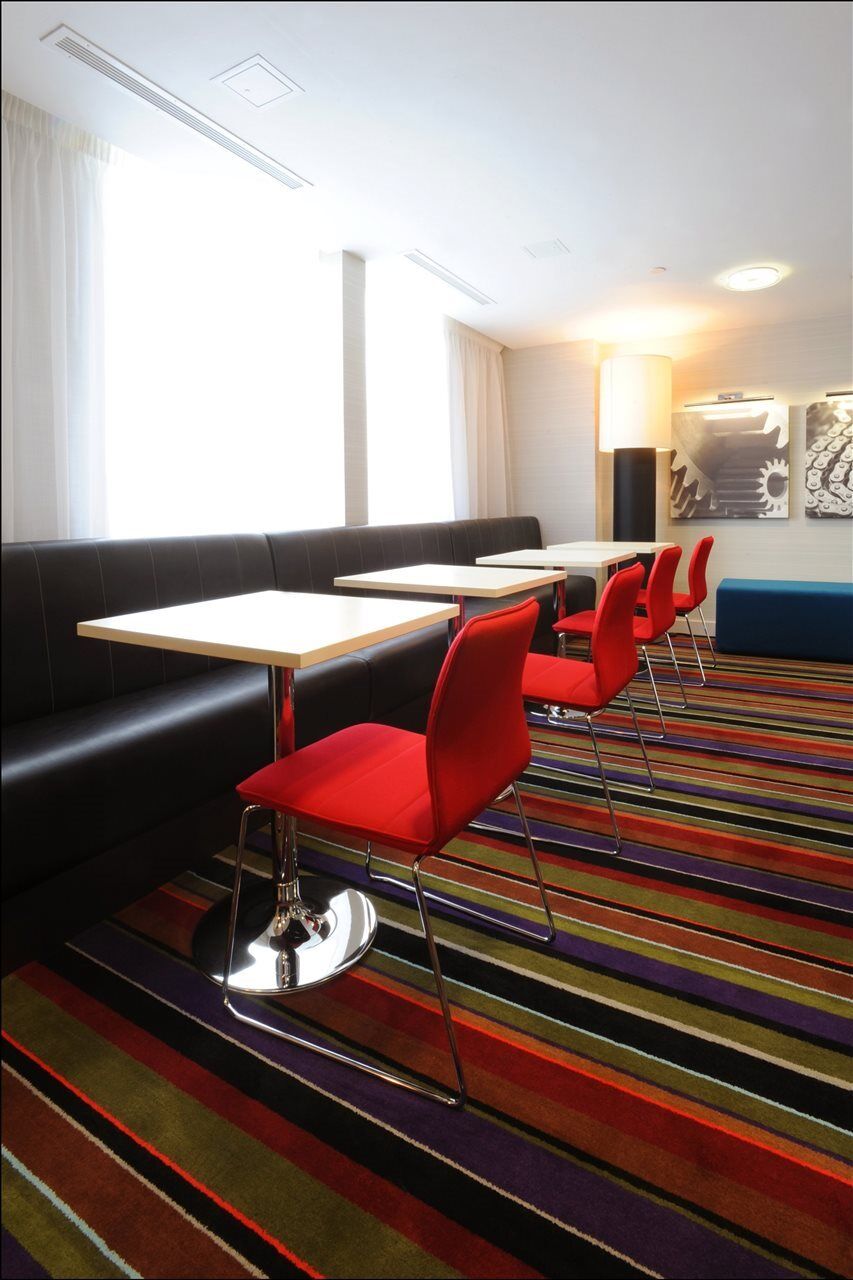 Hampton By Hilton Birmingham Broad Street Hotel Exterior photo